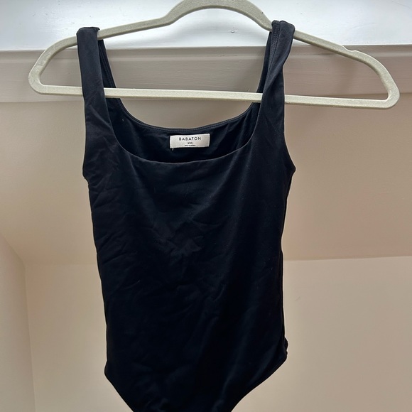 Aritzia basics bundle - Picture 3 of 10